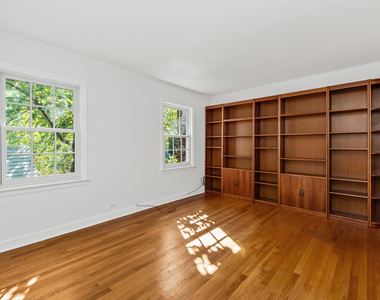 2543 Marcy Avenue - Photo Thumbnail 10