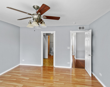 1309 Manning Avenue - Photo Thumbnail 10