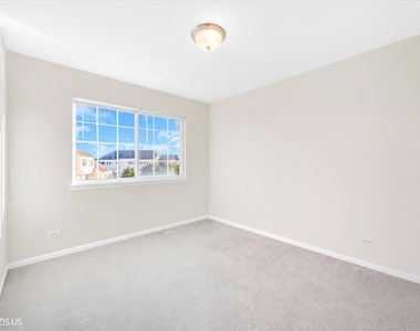 1717 Maple Avenue - Photo Thumbnail 36