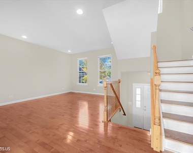 1717 Maple Avenue - Photo Thumbnail 15