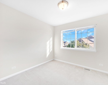 1717 Maple Avenue - Photo Thumbnail 35