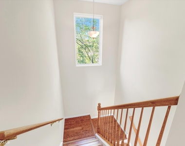 1717 Maple Avenue - Photo Thumbnail 19