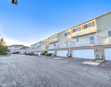 1717 Maple Avenue - Photo Thumbnail 40