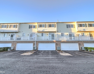 1717 Maple Avenue - Photo Thumbnail 41