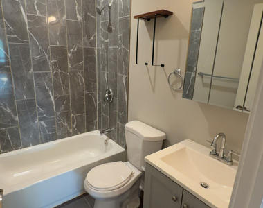 22 N Parkside Avenue - Photo Thumbnail 6