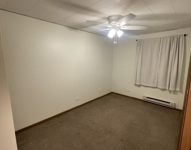 1829 S Carpenter Street - Photo Thumbnail 13