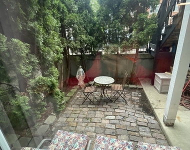 1829 S Carpenter Street - Photo Thumbnail 23