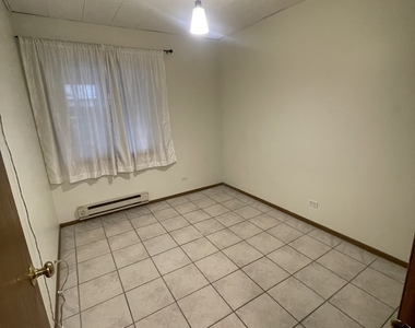 1829 S Carpenter Street - Photo Thumbnail 15