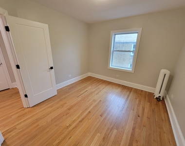 6432 N Richmond Street - Photo Thumbnail 13