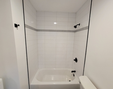 6432 N Richmond Street - Photo Thumbnail 16