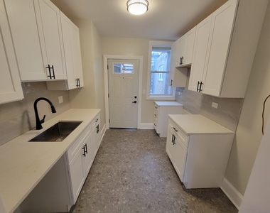 6432 N Richmond Street - Photo Thumbnail 3