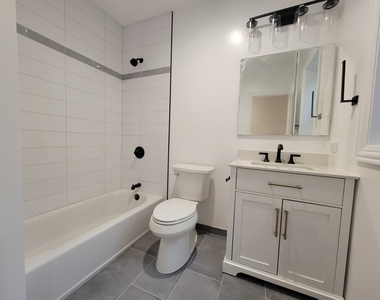 6432 N Richmond Street - Photo Thumbnail 14