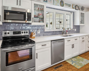 281 Graemere Street - Photo Thumbnail 6