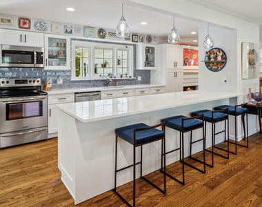 281 Graemere Street - Photo Thumbnail 8