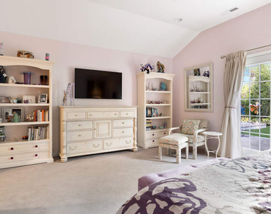 281 Graemere Street - Photo Thumbnail 13