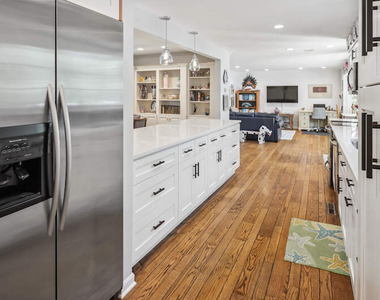 281 Graemere Street - Photo Thumbnail 7