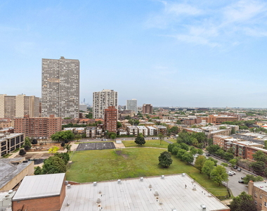 720 W Gordon Terrace - Photo Thumbnail 2