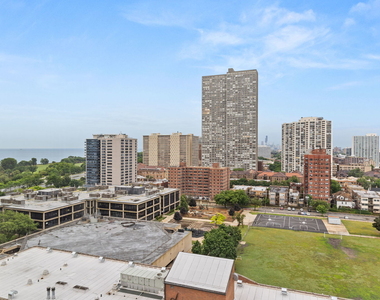 720 W Gordon Terrace - Photo Thumbnail 4