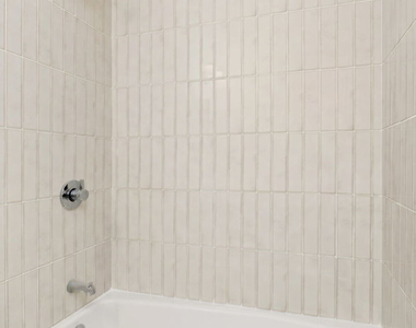 720 W Gordon Terrace - Photo Thumbnail 14