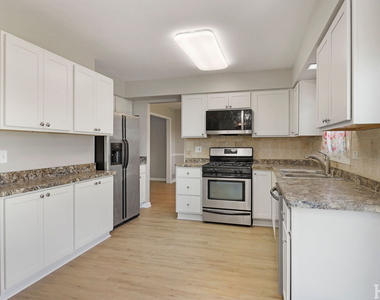 507 Exeter Place - Photo Thumbnail 5