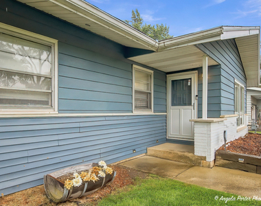 41073 N 3rd Street - Photo Thumbnail 2