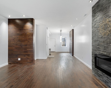 13 N Ada Street - Photo Thumbnail 5