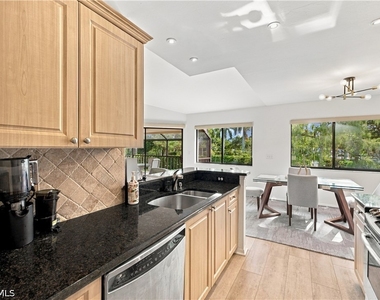 110 Bennington Drive - Photo Thumbnail 9