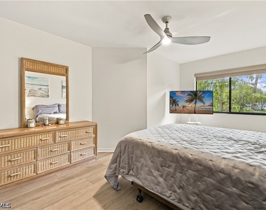 110 Bennington Drive - Photo Thumbnail 18