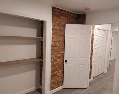 1578 Dover - Photo Thumbnail 16