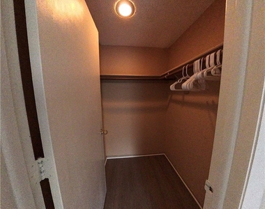 10650 Jacatree Court - Photo Thumbnail 14