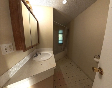 10650 Jacatree Court - Photo Thumbnail 8