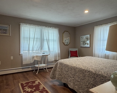24 Campton - Photo Thumbnail 18