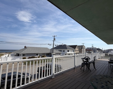 24 Campton - Photo Thumbnail 3