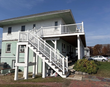 24 Campton - Photo Thumbnail 1