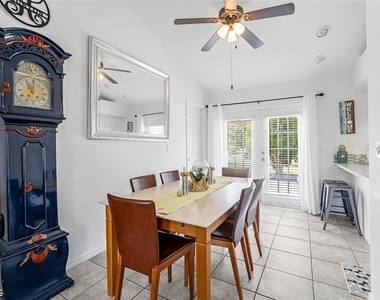3518 Sw 8th Court - Photo Thumbnail 9