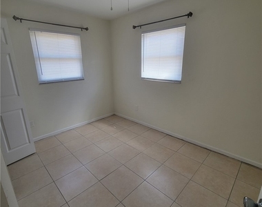 707 Joel Boulevard - Photo Thumbnail 5