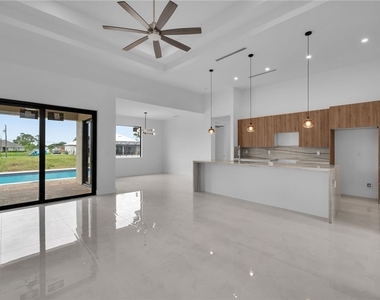 2234 Nw 6th Terrace - Photo Thumbnail 4