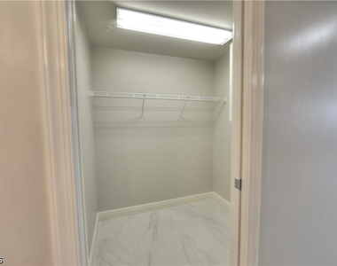 2090 W First Street - Photo Thumbnail 30