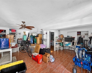 2531 Estey Avenue - Photo Thumbnail 37