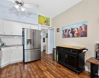2531 Estey Avenue - Photo Thumbnail 14