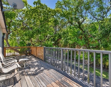 2531 Estey Avenue - Photo Thumbnail 28