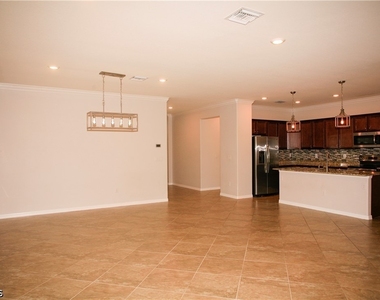 14495 Vindel Circle - Photo Thumbnail 4