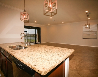14495 Vindel Circle - Photo Thumbnail 9