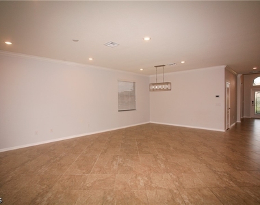 14495 Vindel Circle - Photo Thumbnail 3