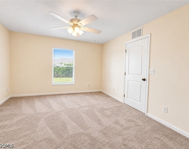 1803 Nw 21st Street - Photo Thumbnail 12