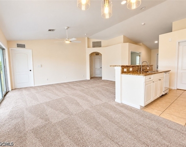 1803 Nw 21st Street - Photo Thumbnail 5