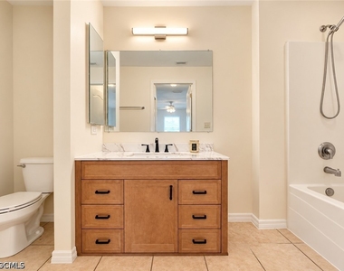 1803 Nw 21st Street - Photo Thumbnail 13