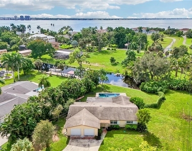 51 Lagoon Drive - Photo Thumbnail 36
