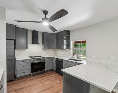 51 Lagoon Drive - Photo Thumbnail 9