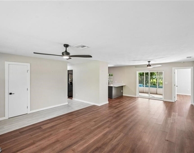 51 Lagoon Drive - Photo Thumbnail 3